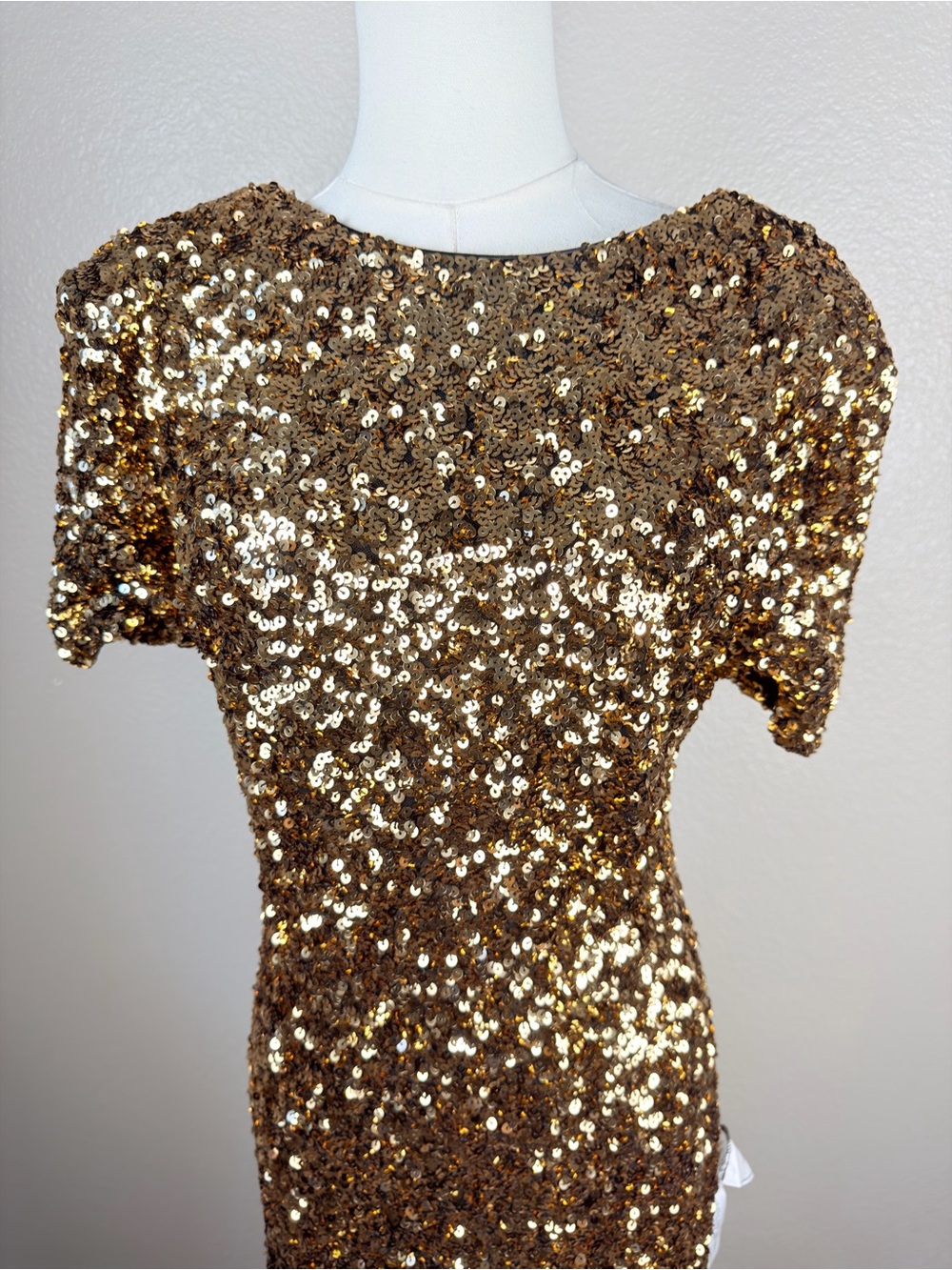 NWT Dress the Population Gold Sequin Midi Dress w Side Slit and Short Sleeves, L - Picture 5 of 13